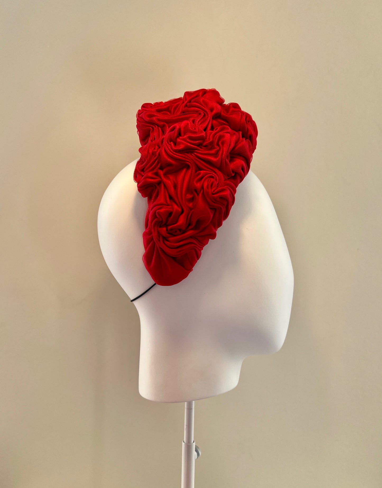 Rosa -  Rose-smocked silk headband in red