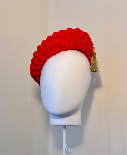 Matty - Perching beret in pleated silk acetate with tassel